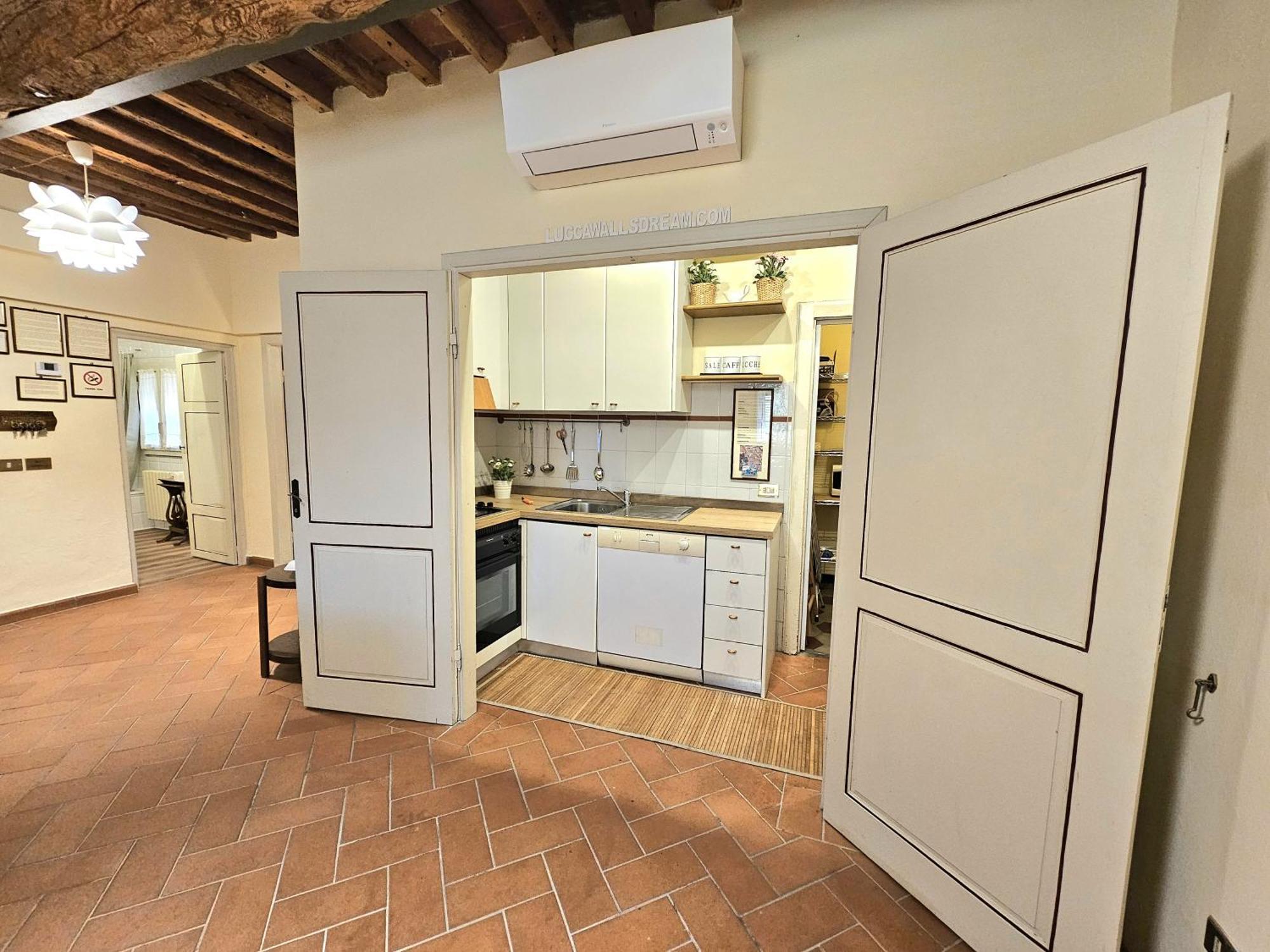 Lucca Walls Dream - Air Cond - Wi-Fi - Panoramic In Front Of The Historical Walls - Exterior photo